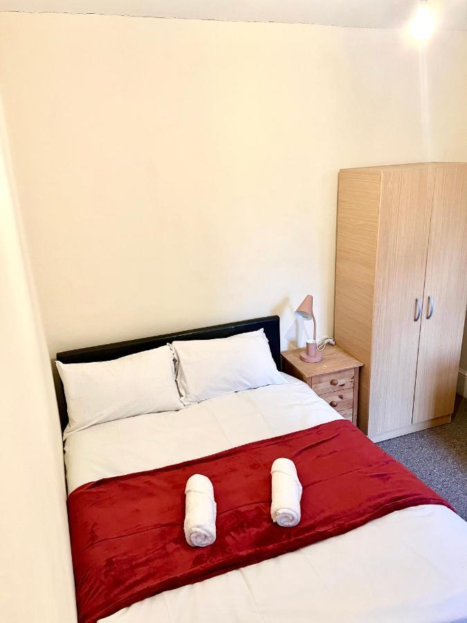 Aldgate Holiday Rooms London Exteriör bild