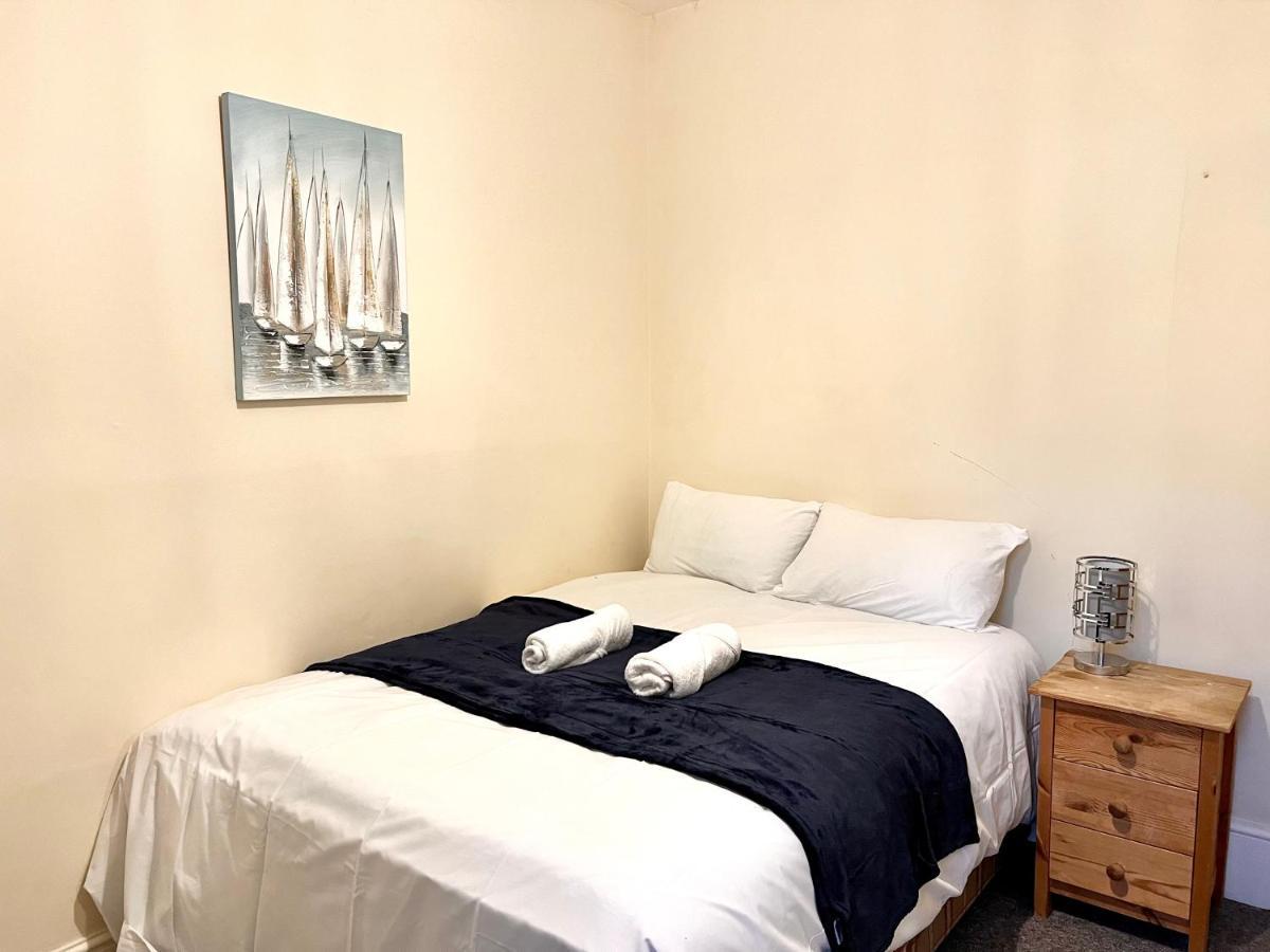 Aldgate Holiday Rooms London Exteriör bild