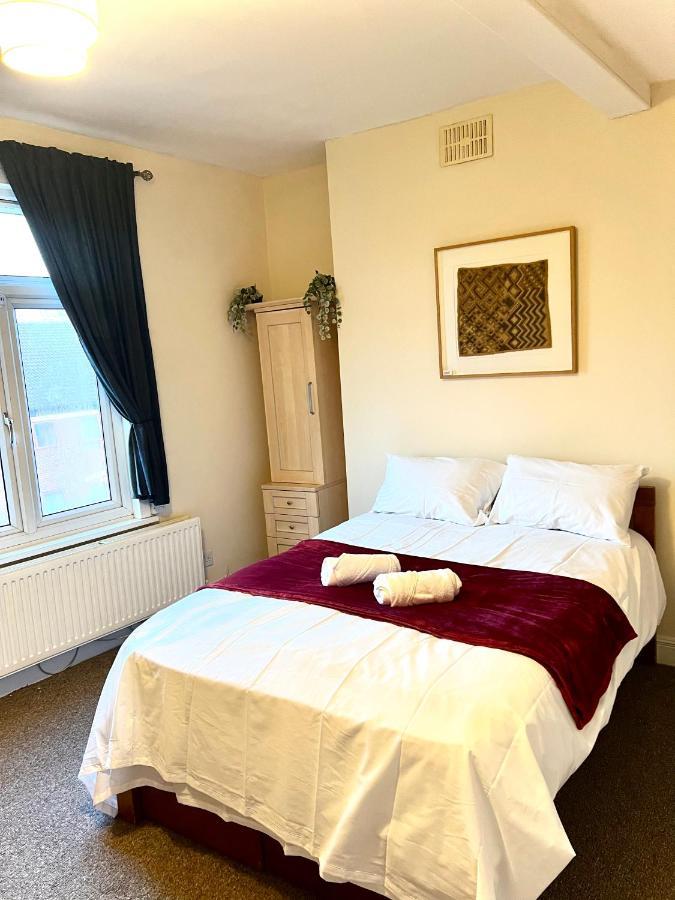 Aldgate Holiday Rooms London Exteriör bild