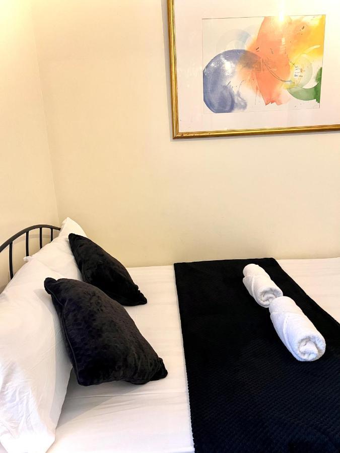 Aldgate Holiday Rooms London Exteriör bild