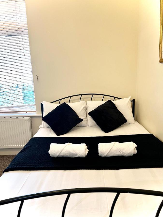 Aldgate Holiday Rooms London Exteriör bild