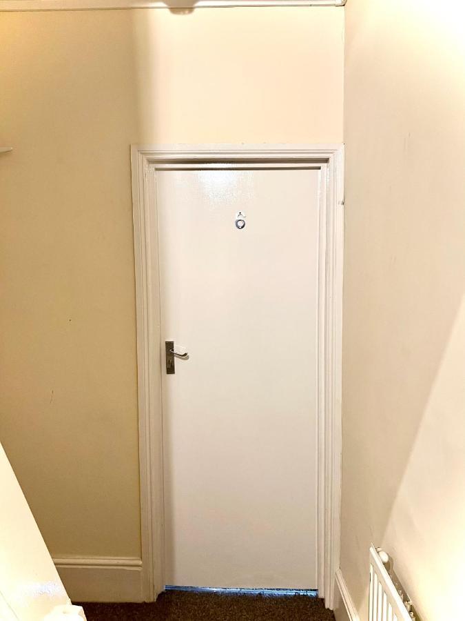 Aldgate Holiday Rooms London Exteriör bild